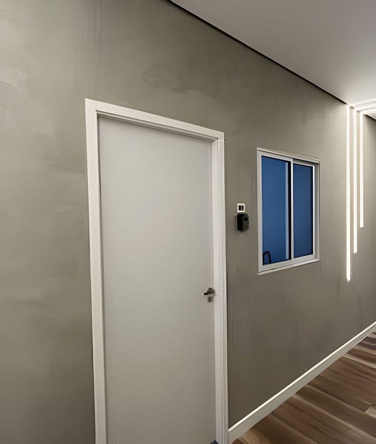 #107 Suíte Titânio, Moderna & Minimalista