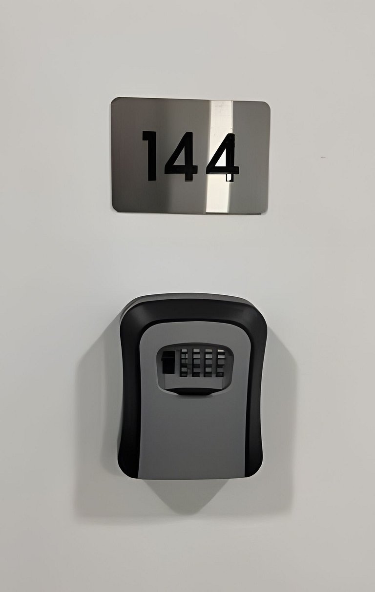 #144 Quarto Individual Confortável e Moderno.