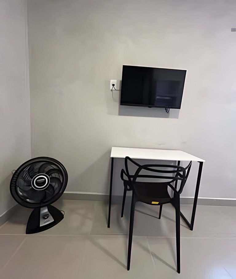 #113 Suíte Cinza Urbano • c/Vaga • Centro