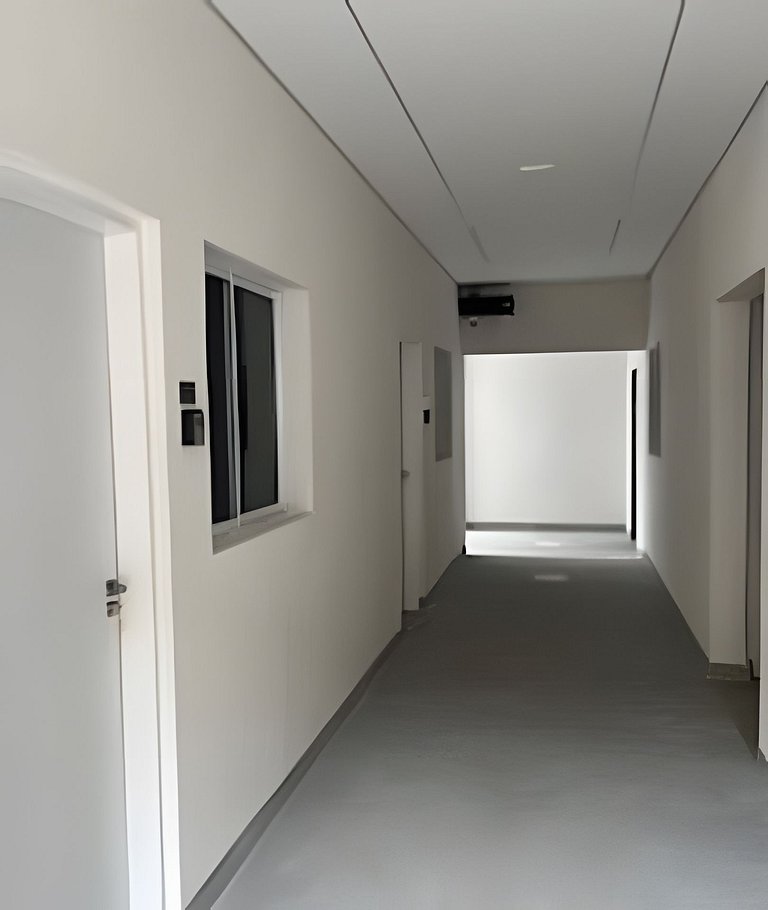 #115 Suíte cama casal e solteiro c/ vaga - Centro