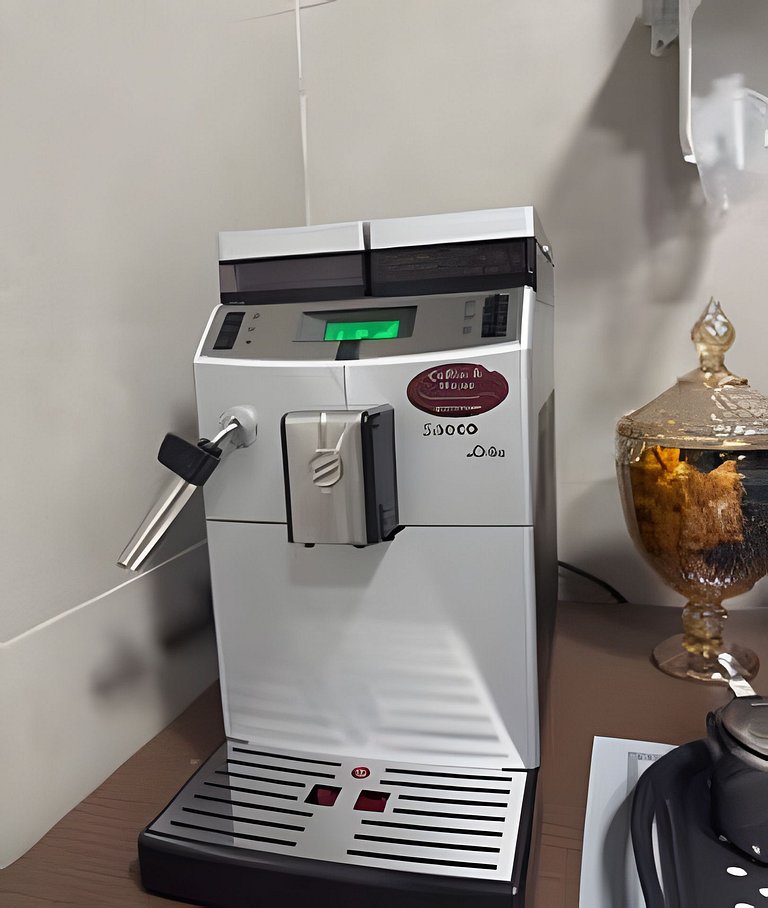 #114 Suíte Bronze Moderno c/ vaga • Centro