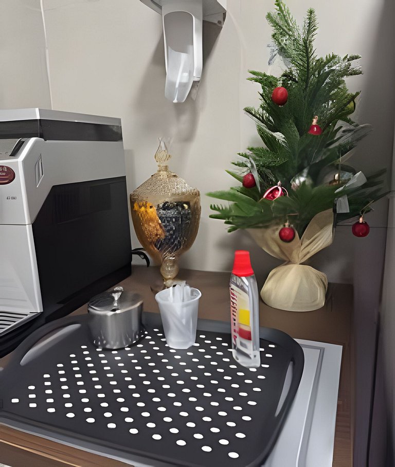 #114 Suíte Bronze Moderno c/ vaga • Centro