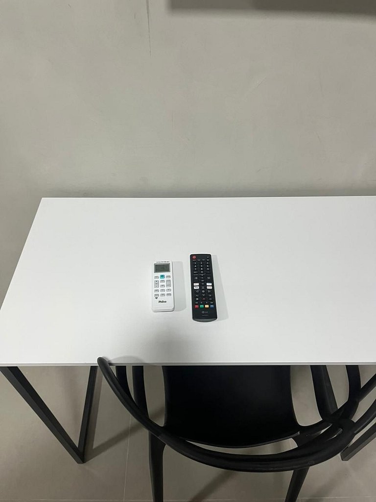 #106 Suíte Aço Negro • Loft Moderno e Industrial