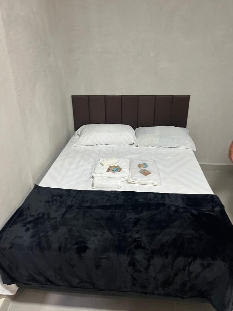 #106 Suíte Aço Negro • Loft Moderno e Industrial