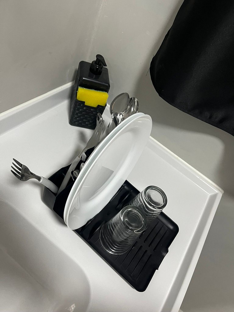 #108 Suíte Basalto Acolhedor c/vaga • Centro