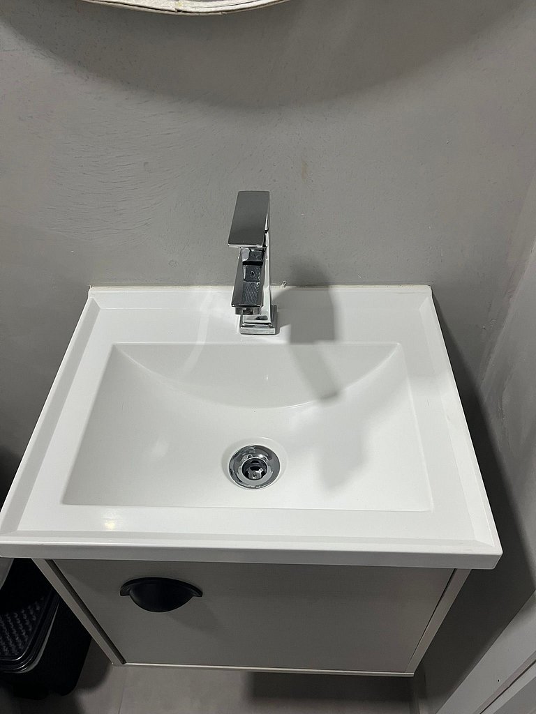 #108 Suíte Basalto Acolhedor c/vaga • Centro