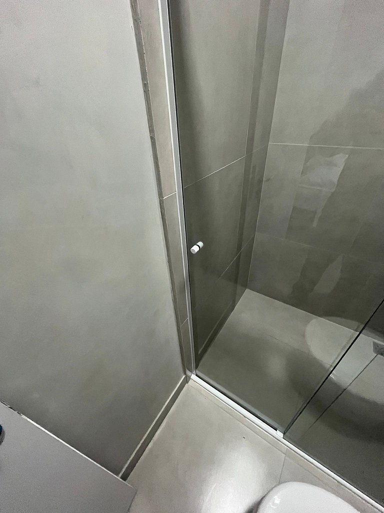 #108 Suíte Basalto Acolhedor c/vaga • Centro