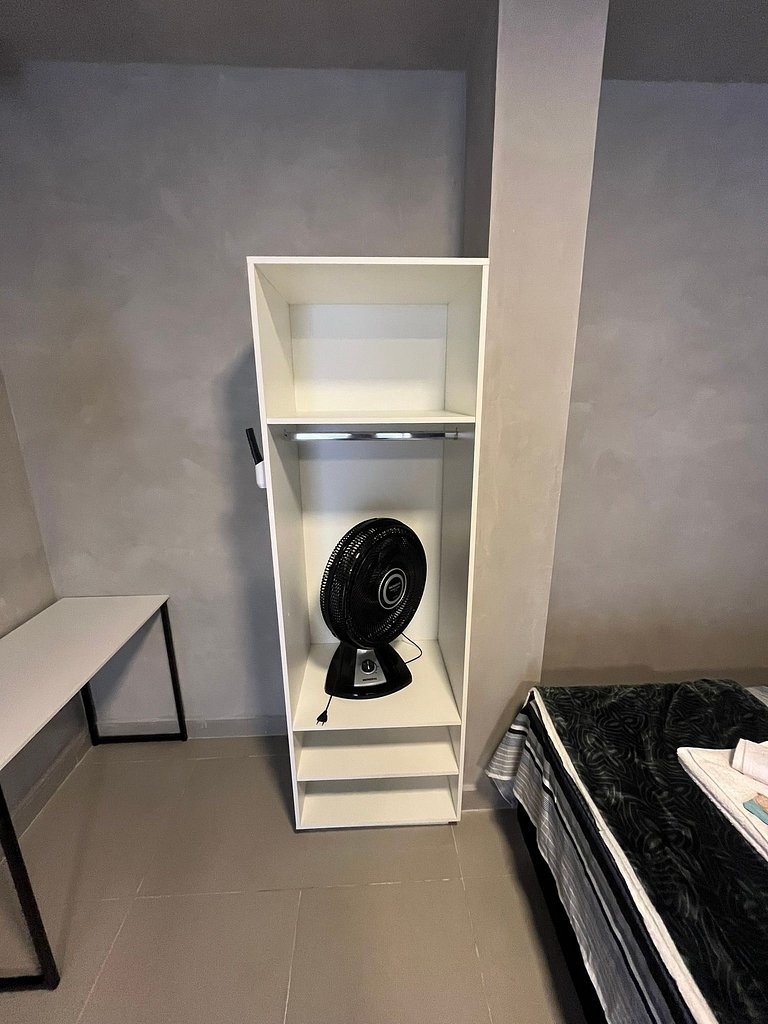 #115 Suíte cama casal e solteiro c/ vaga - Centro