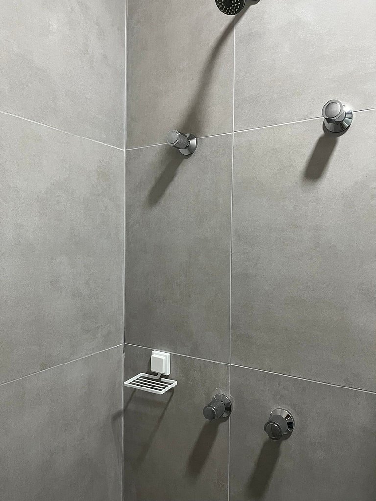 #109 Suíte Urban Prata Estilo & Tecnologia