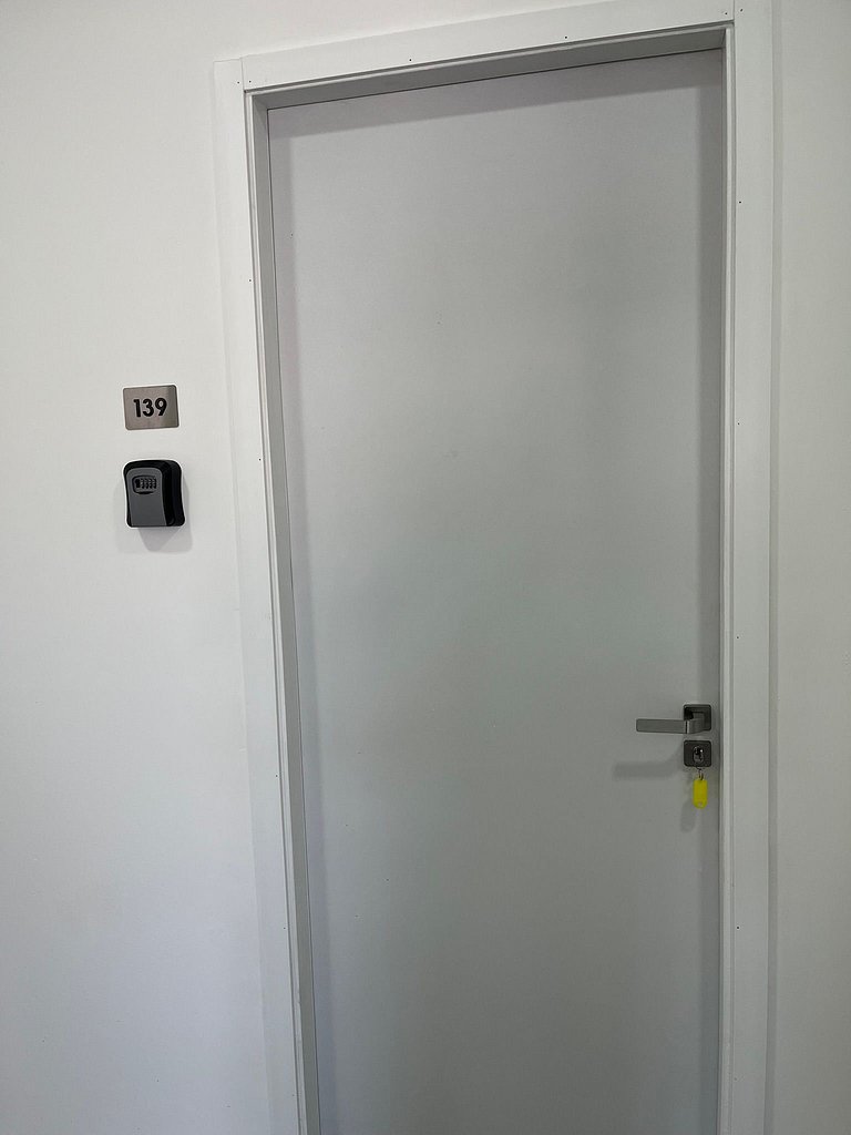 #139 Quarto Individual Econômico, Central