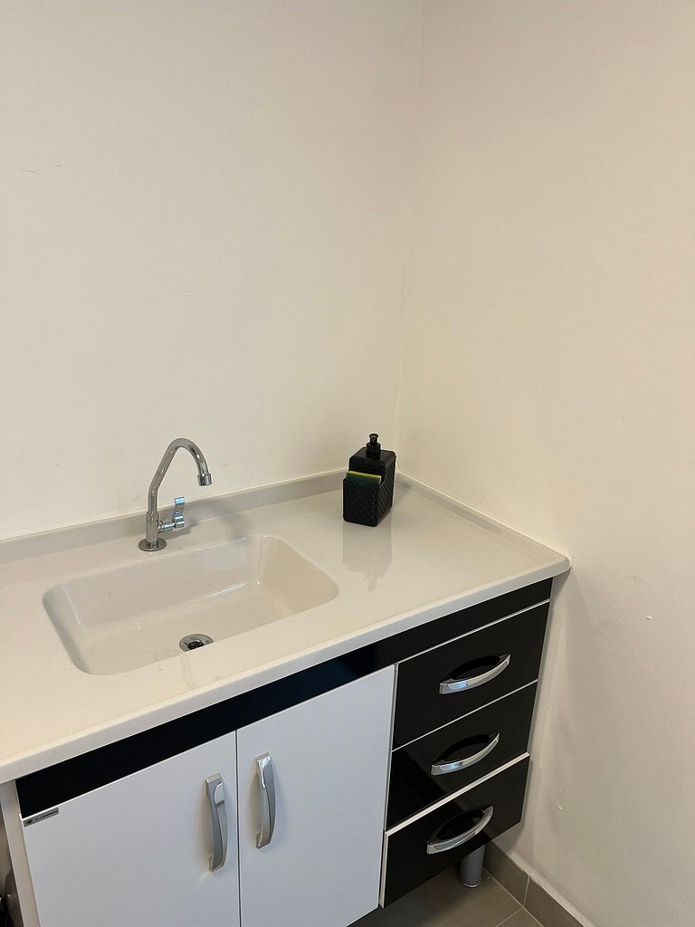 #147 Quarto Individual Confortável e Moderno.