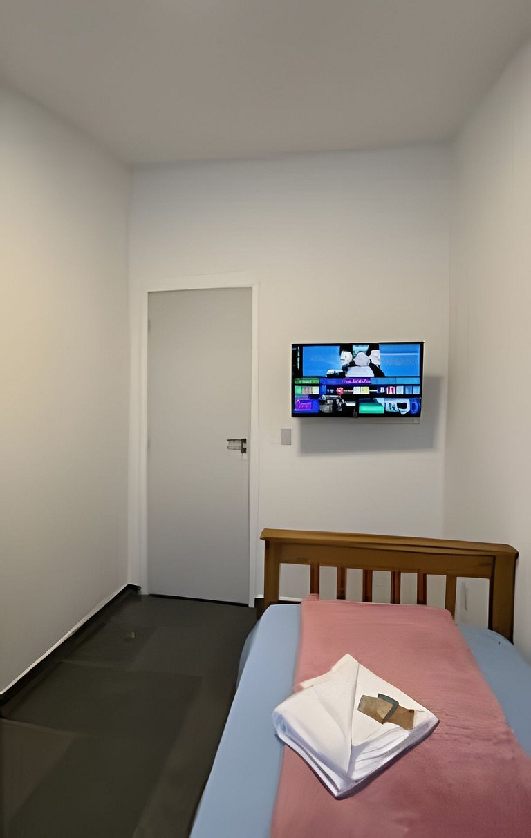 #140 Quarto Compacto Individual