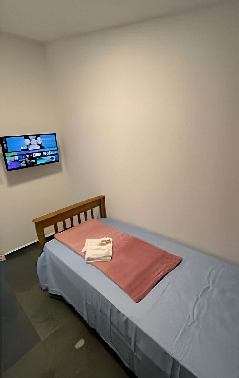 #140 Quarto Compacto Individual