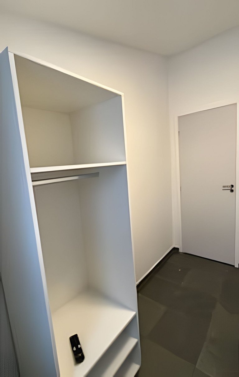 #140 Quarto Compacto Individual