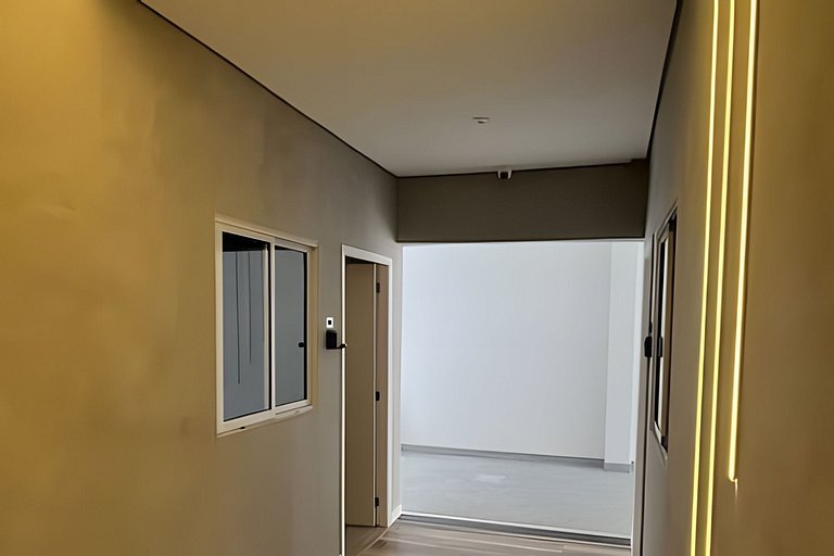 #140 Quarto Compacto Individual