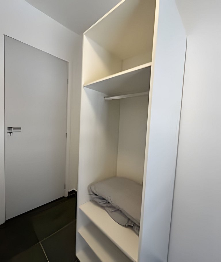 #141 Quarto Compacto Individual