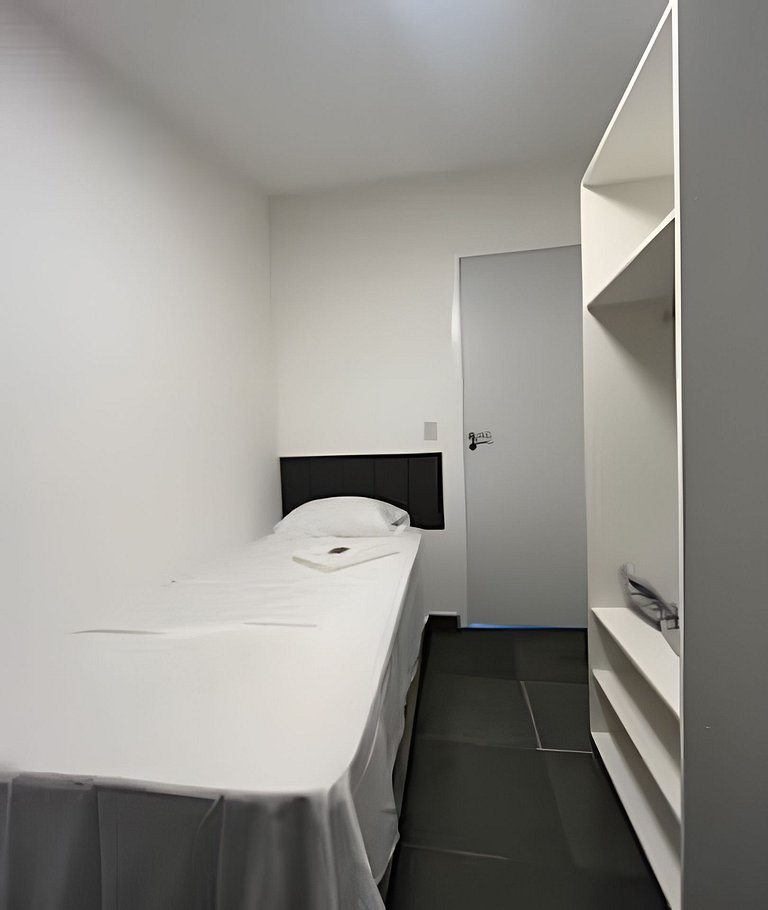 #141 Quarto Compacto Individual