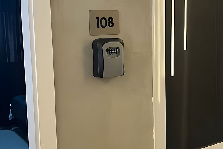 #141 Quarto Compacto Individual