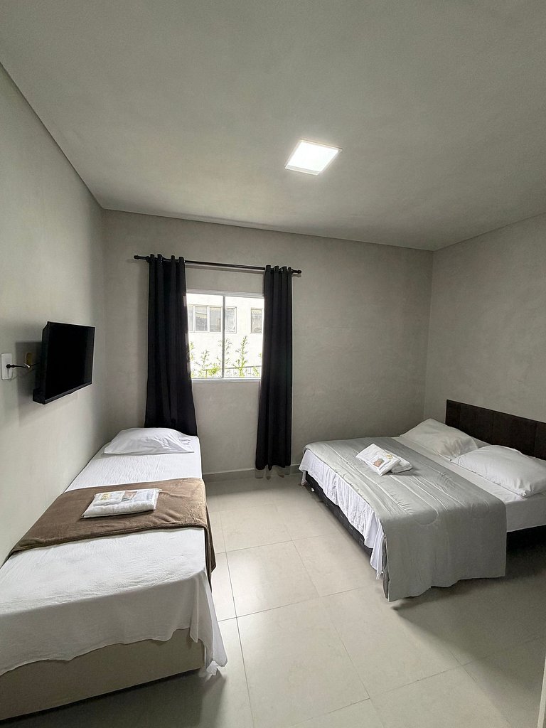 #107 Suíte Titânio, Moderna & Minimalista