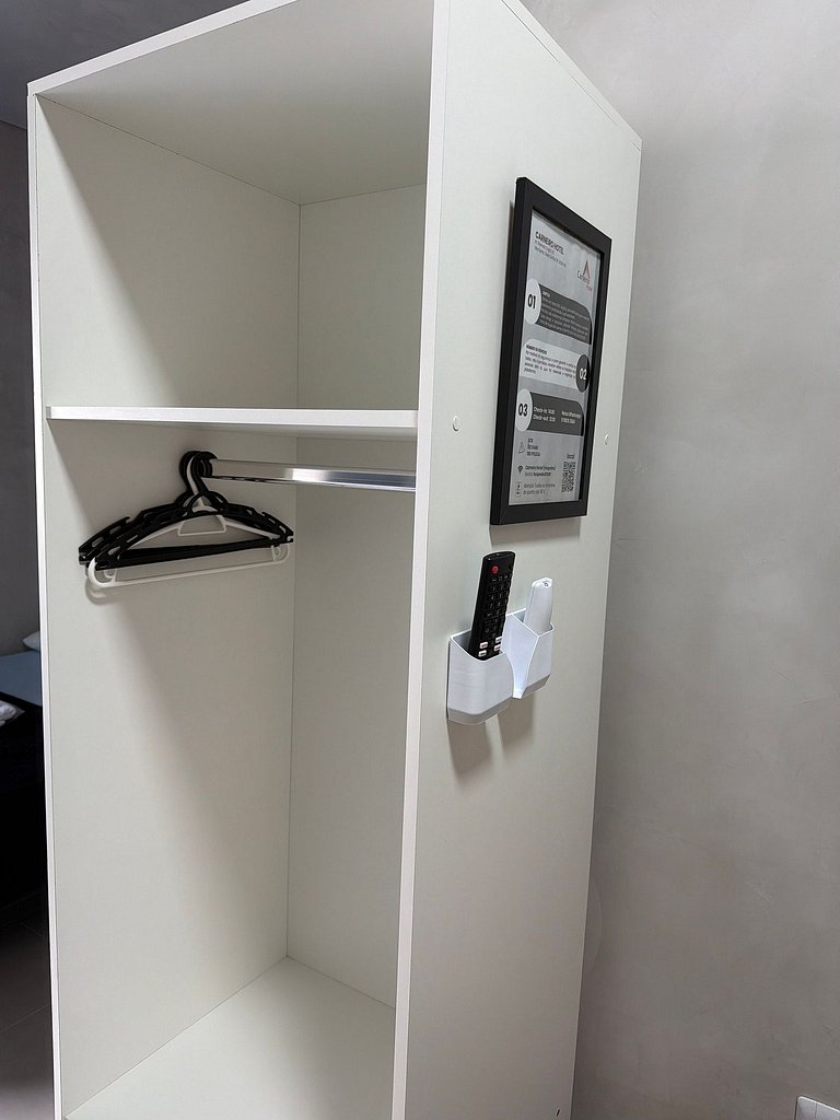 #106 Suíte Aço Negro • Loft Moderno e Industrial