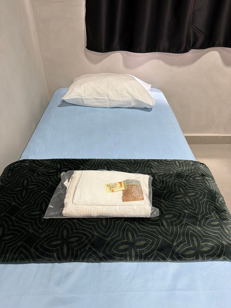 #106 Suíte Aço Negro • Loft Moderno e Industrial