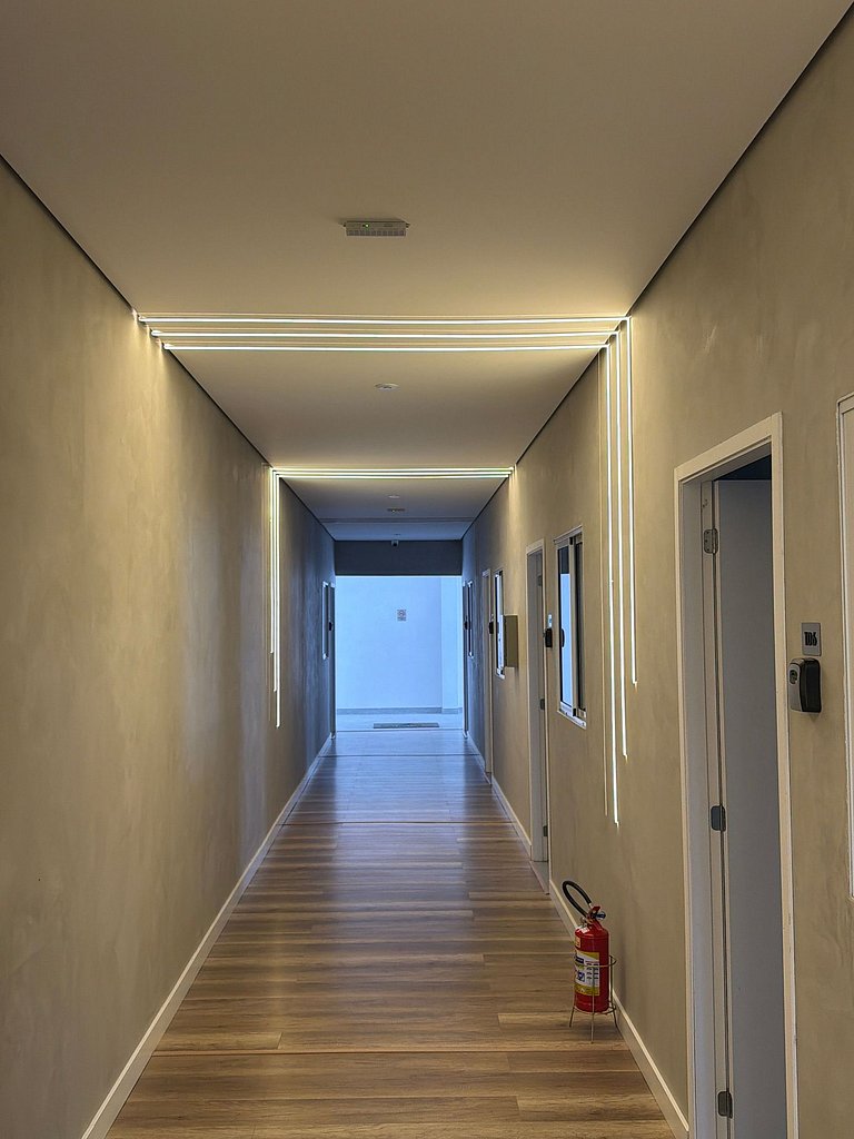 #106 Suíte Aço Negro • Loft Moderno e Industrial