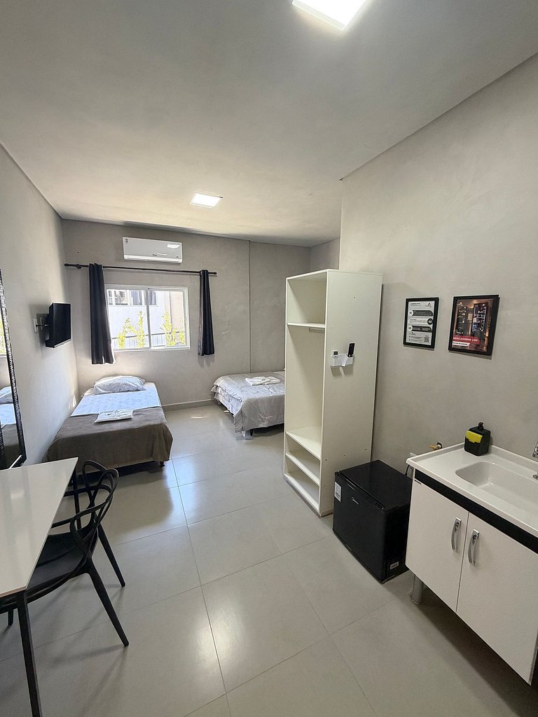Suíte 102 Carneiro Hotel