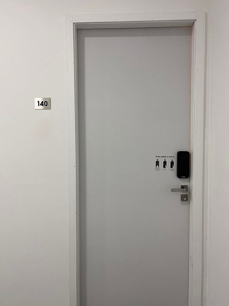 Quarto Individual 140