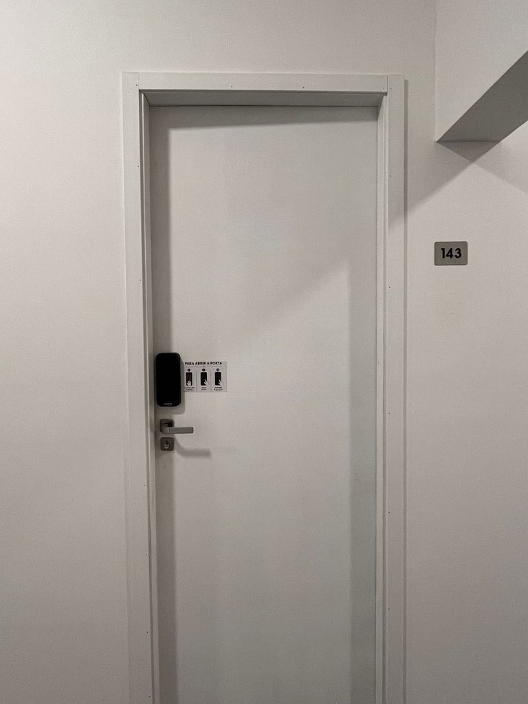 Quarto Individual 143