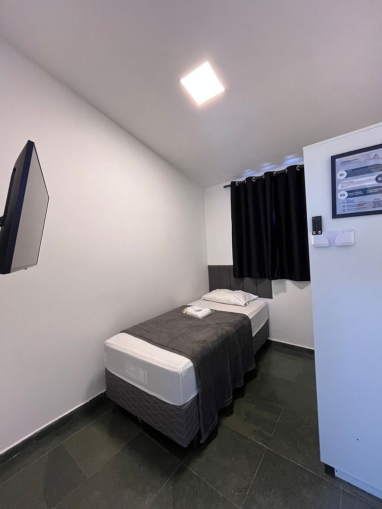 Quarto Individual 145
