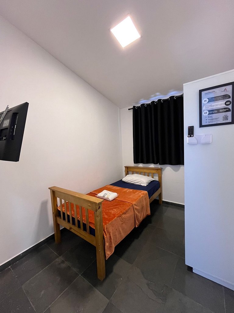 Quarto Individual 146