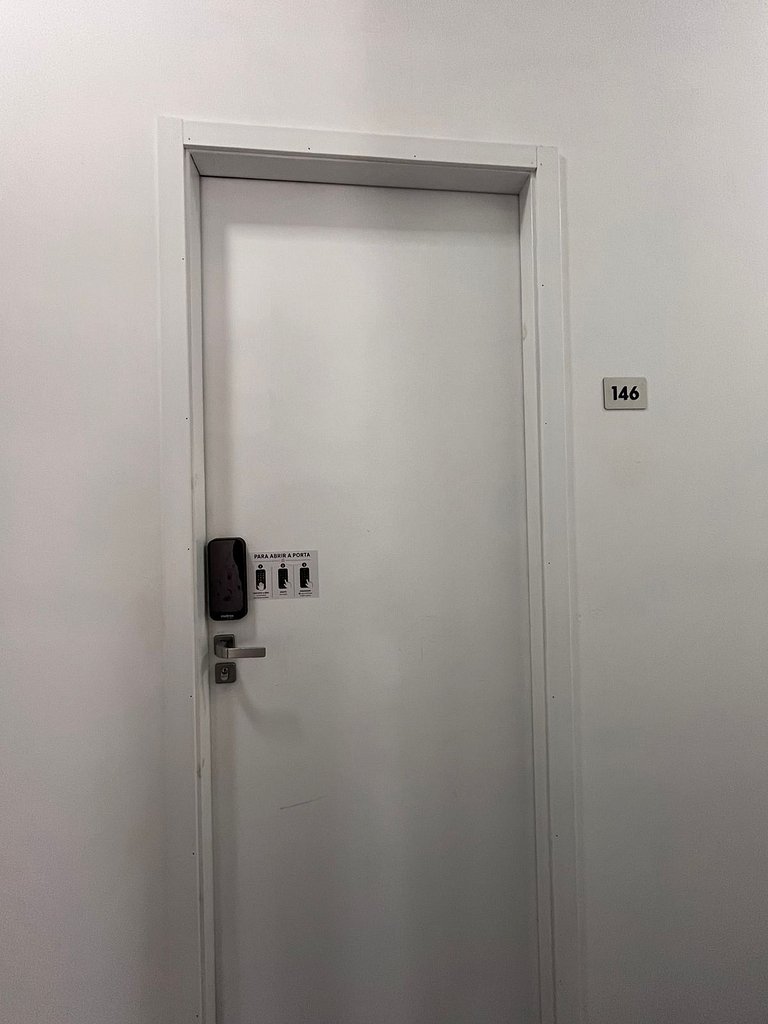 Quarto Individual 146