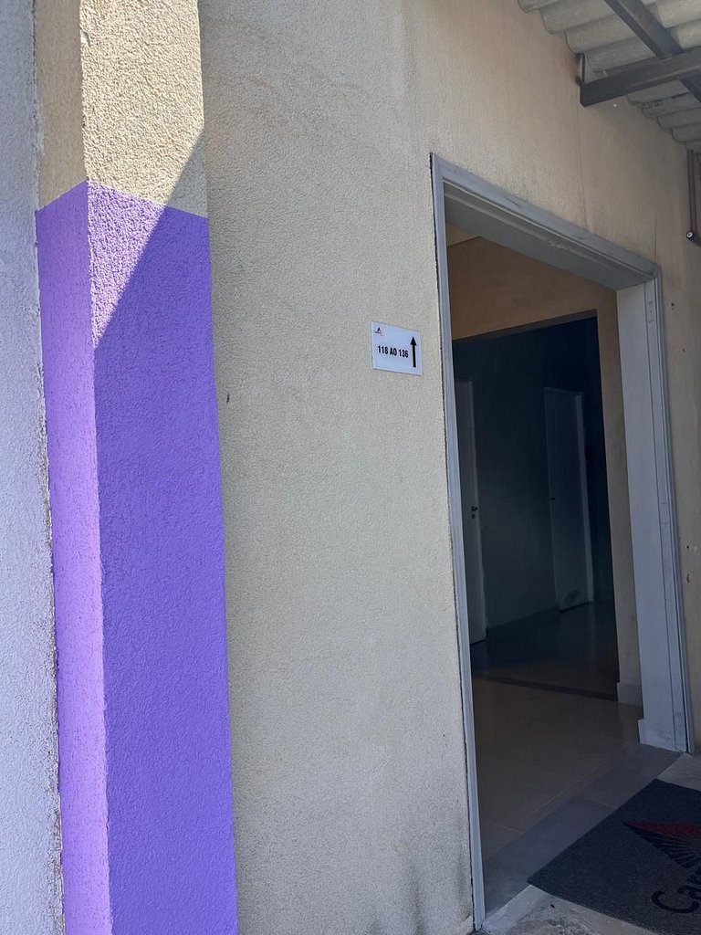 Suíte 120 — Espaçosa com Banheiro Privativo, Wi-Fi